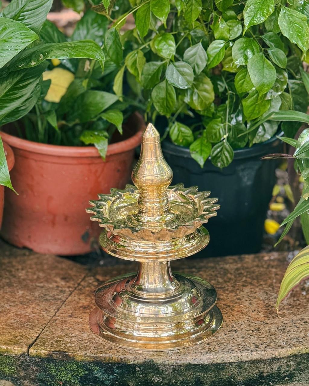 BHADRADEEPAM ( medium )