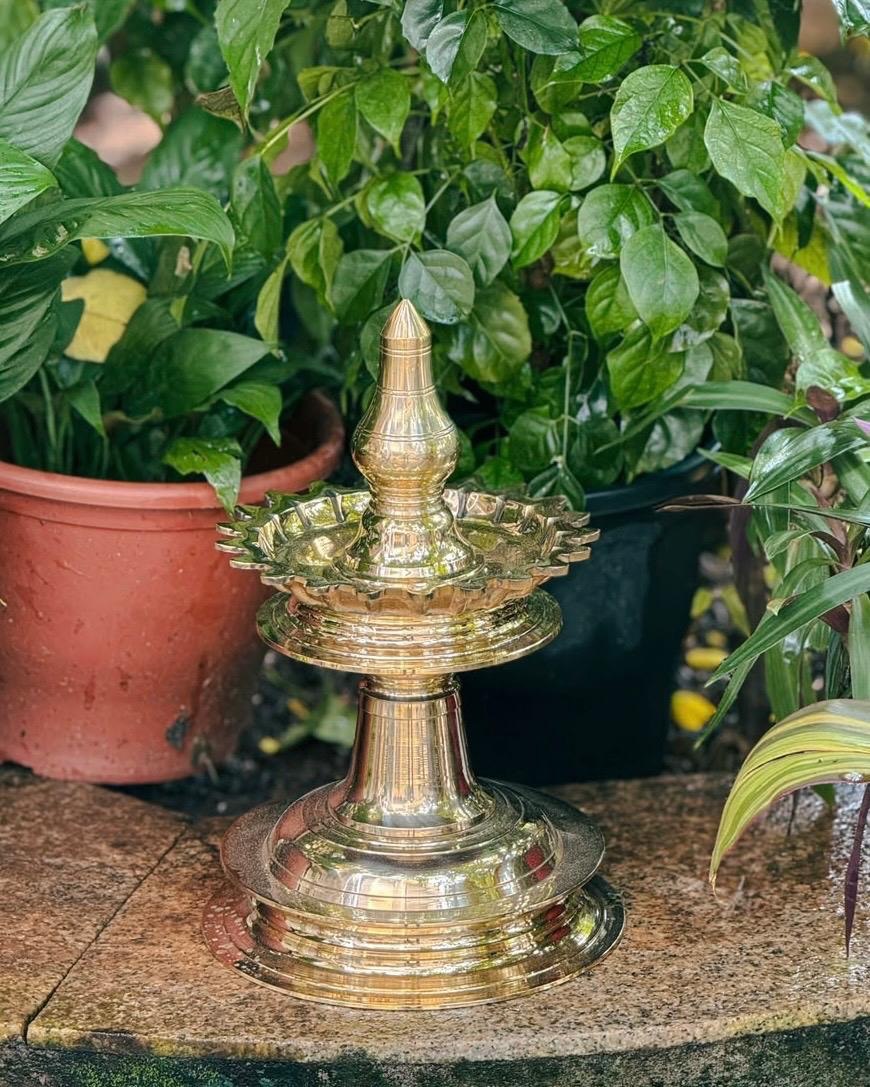 BHADRADEEPAM ( large )